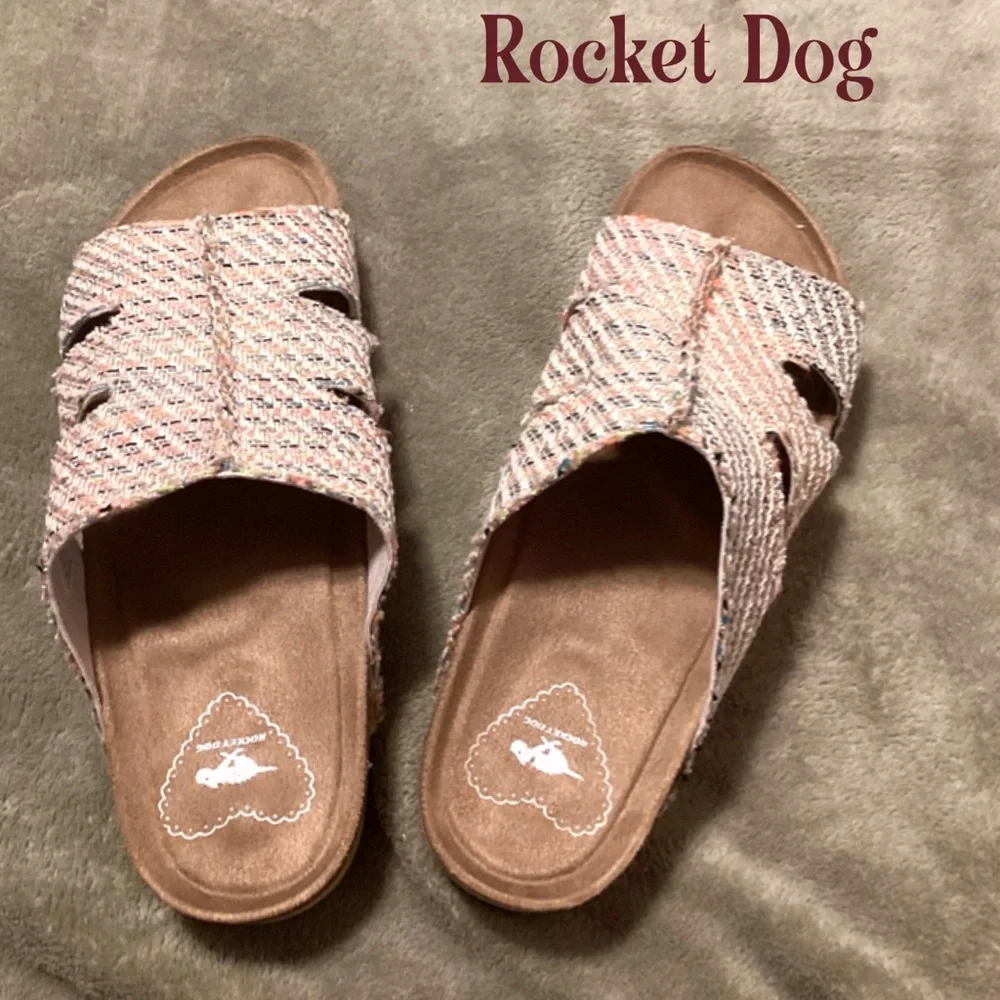 Rocket Dog Brown Sandals • NWOT or Box